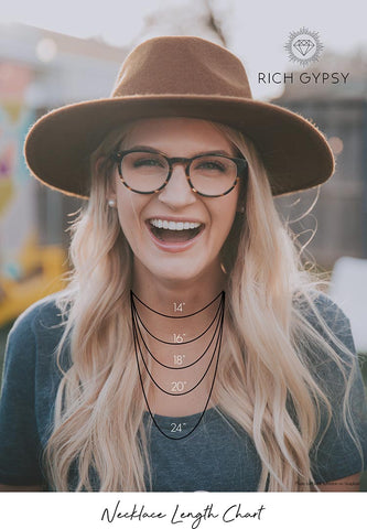 Quaintrelle Green Moon Drop Charm Necklace